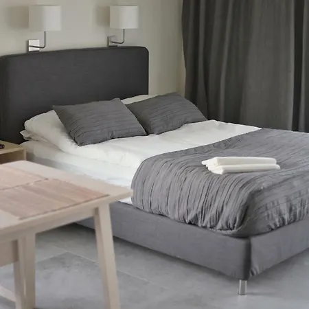 Lägenhet Bulgarska 59a- *